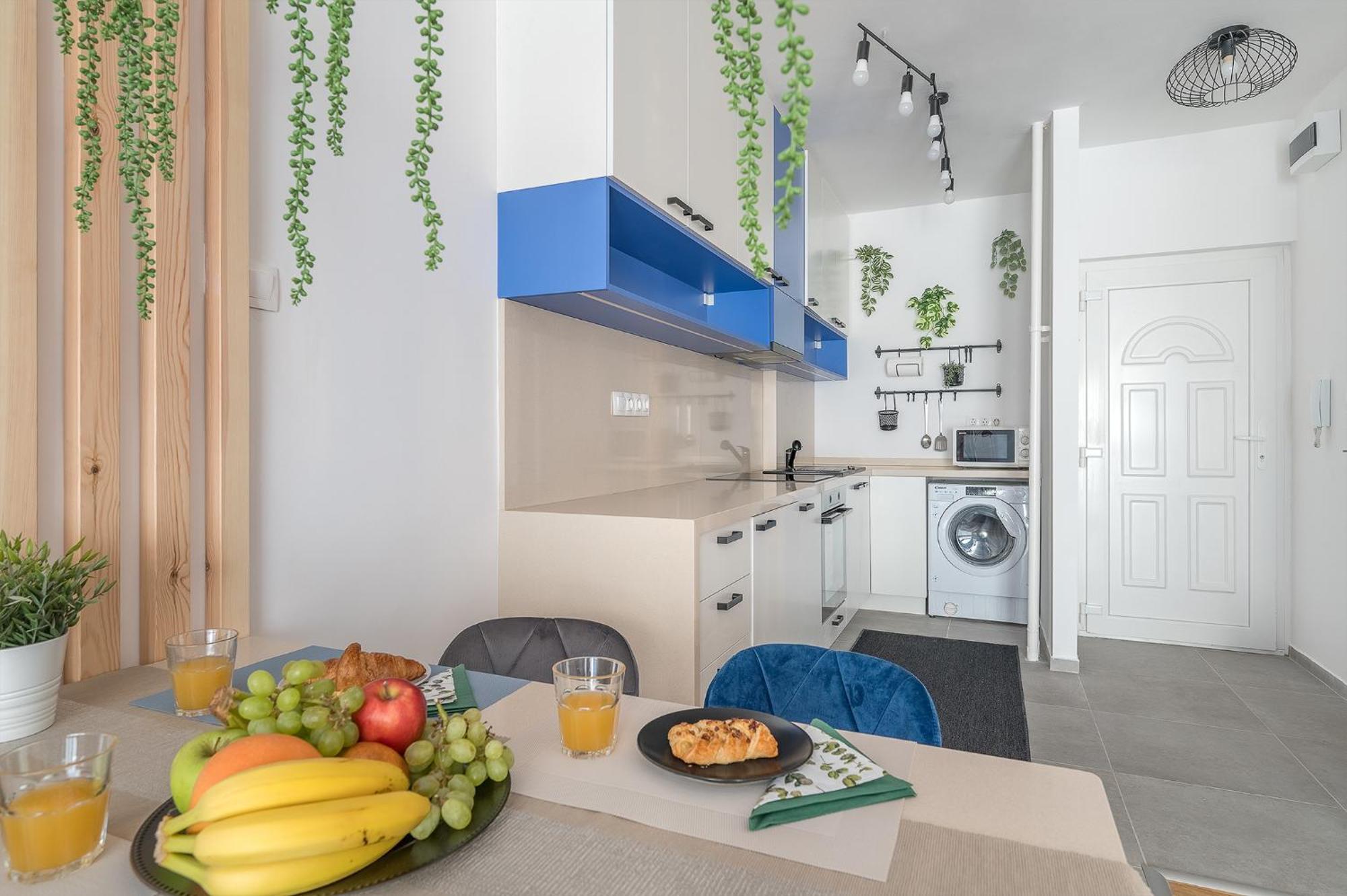 Newly Renovated!!! - Modern Apartment 10 Minutes From The Grand Boulevard ブダペスト エクステリア 写真